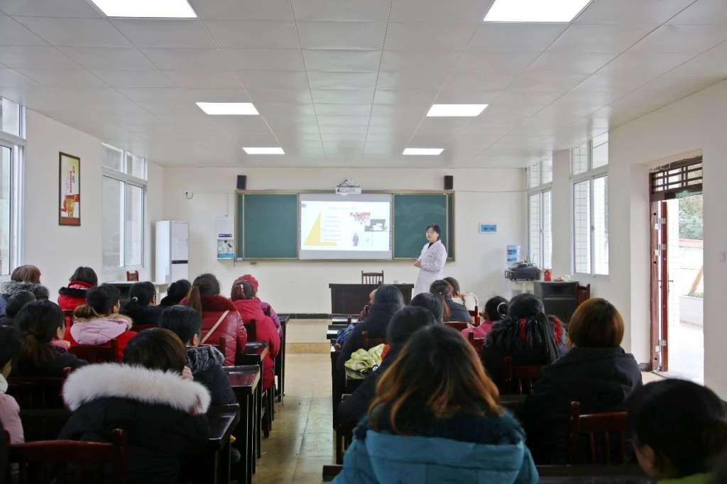 https://mmbiz.qpic.cn/mmbiz_jpg/tONjiboWibTfwjWicz8ZBtp4IoOjedu8ZWGdG5GrIlze7NtyrYHXdyrhT8ZXAeYZJgKBADn7zEh3uYmDfKjJNuz7Q/?wx_fmt=jpeg