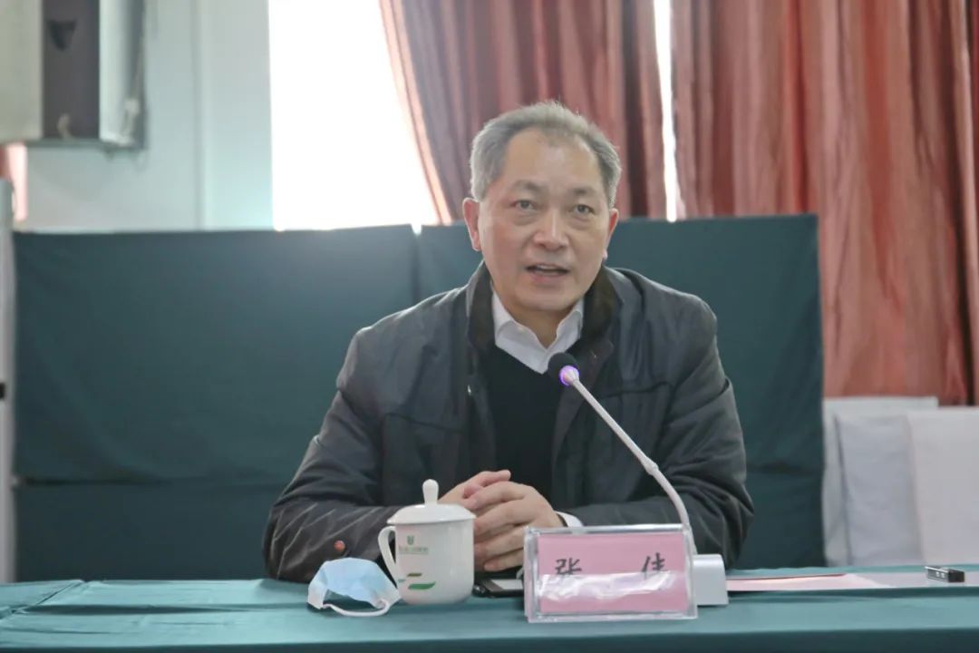 四川大学华西医院党委书记张伟一行莅临我院调研